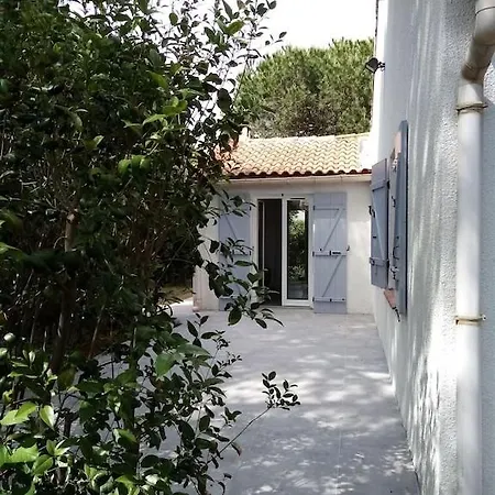 Spacious Near The Sea Dom wakacyjny